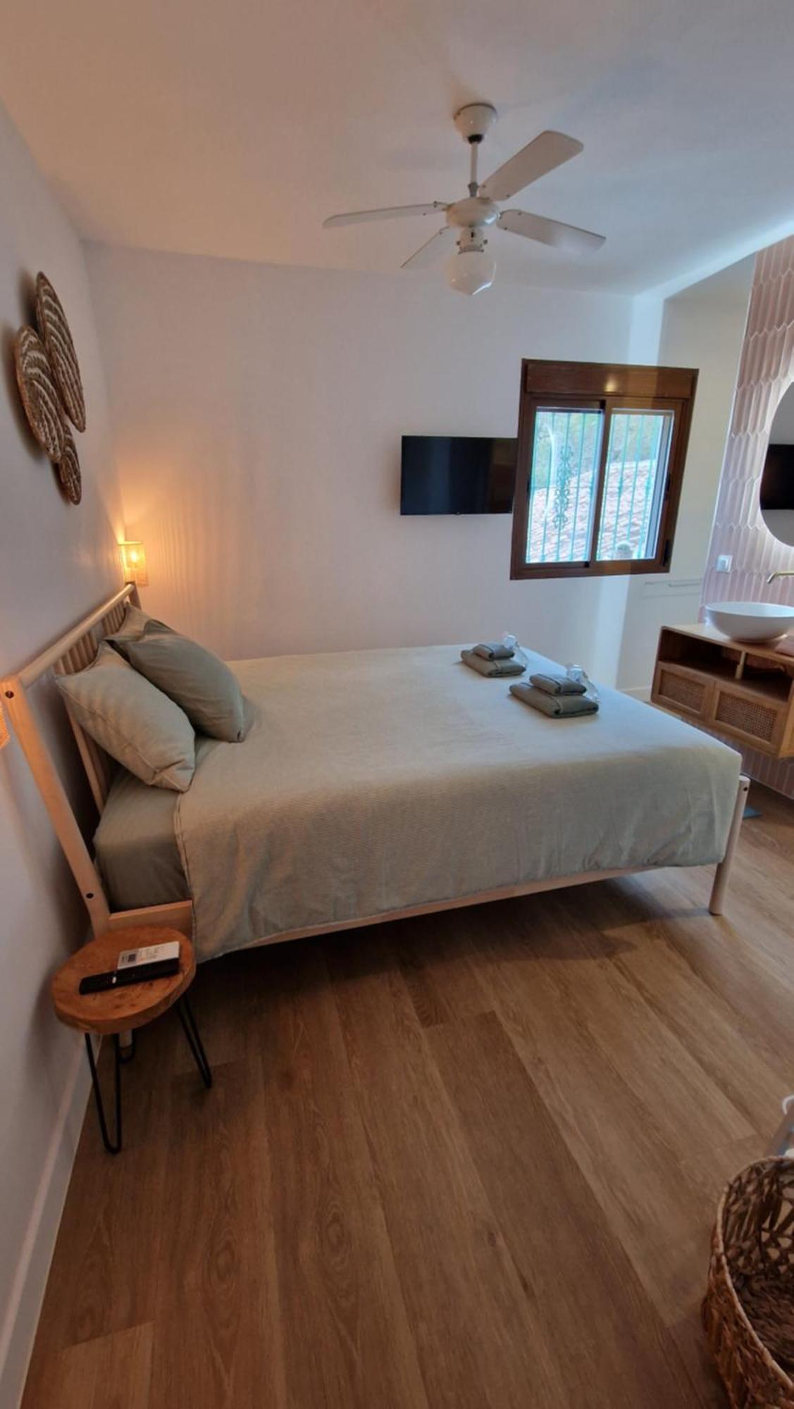 B&B Casa Mijo Daimalos ภายนอก รูปภาพ